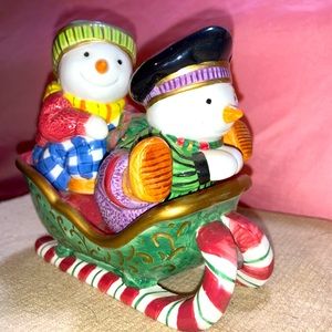 Fitz and Floyd salt and pepper shakers